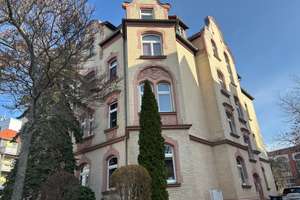 STILVOLLE EIGENTUMSWOHNUNG AM STADTPARK IN GRÜNDERZEITHAUS