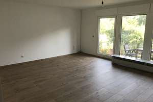 Schönes großzügiges Haus mit schönem Garten in ruhiger Lage von Rosbach – 61191 Rosbach vor der Höhe – Vorschaubild 2