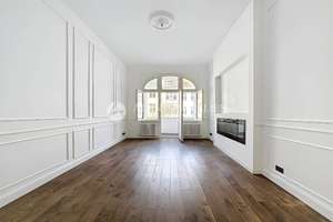 Eleganz trifft Moderne – 3-Zimmer-Altbau mit Loggia frisch saniert. – Detmolder Str. 66, 10715 Wilmersdorf, Berlin – Vorschaubild 5