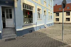 Helle 3-Zimmer Wohnung mit EBK und Balkon in Erfurt-Gispersleben, Gartennutzung, Stellplatz  – Amtmann Kästner Platz 8, 99091 Gispersleben, Erfurt – Vorschaubild 2
