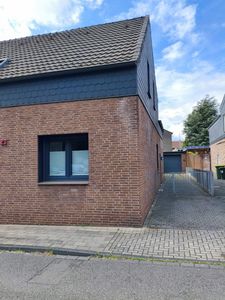ETW mit Hauscharakter und schönem Grundstück sucht neue Eigentümer