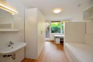 Vollmöbliertes Zimmer im Studentenwohnheim ADRIA