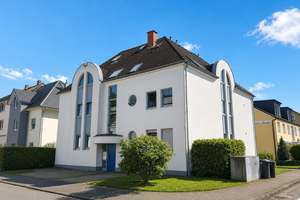 Schicke 3 Zimmer Wohnung mit Balkon