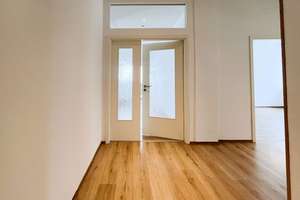 Freie Wohnung! Sanierung 2013, Balkon, Fußbodenheizung, Stellplatz – Die vollständige Adresse der Immobilie erhältst du vom Anbieter., 4249 Großzschocher, Leipzig – Vorschaubild 3