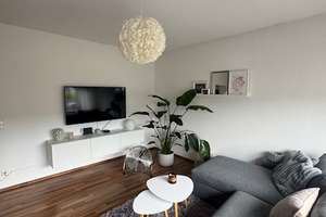 Alltagstaugliche 2-Zimmer-Wohnung mit Balkon in Düsseldorf – Göppinger Straße 10, 40593 Urdenbach, Düsseldorf – Vorschaubild 3