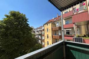 * frei ab sofort * ETW in Stötteritz * 2. OG * Balkon * Küche/Bad mit Fenster *