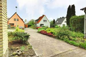 RESERVIERT: Ruhiges Wohnen in frisch renoviertem Einfamilienhaus – Albert-Pfitzer-Str. 65, 27580 Lehe, Bremerhaven – Vorschaubild 15