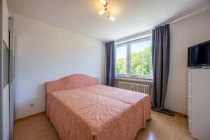 GRAFENBERG: Stilvoller Wohlfühlfaktor – möblierte 2-Zimmer-Wohnung mit Loggia und Aufzug – 40235 Grafenberg, Düsseldorf – Vorschaubild 7