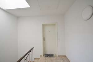 Ein Traum in KR-Uerdingen: sanierte 2-Zimmer-Wohnung mit großem West Balkon, EBK u. Garage – Bergstr. 62, 47829 Uerdingen, Krefeld – Vorschaubild 6