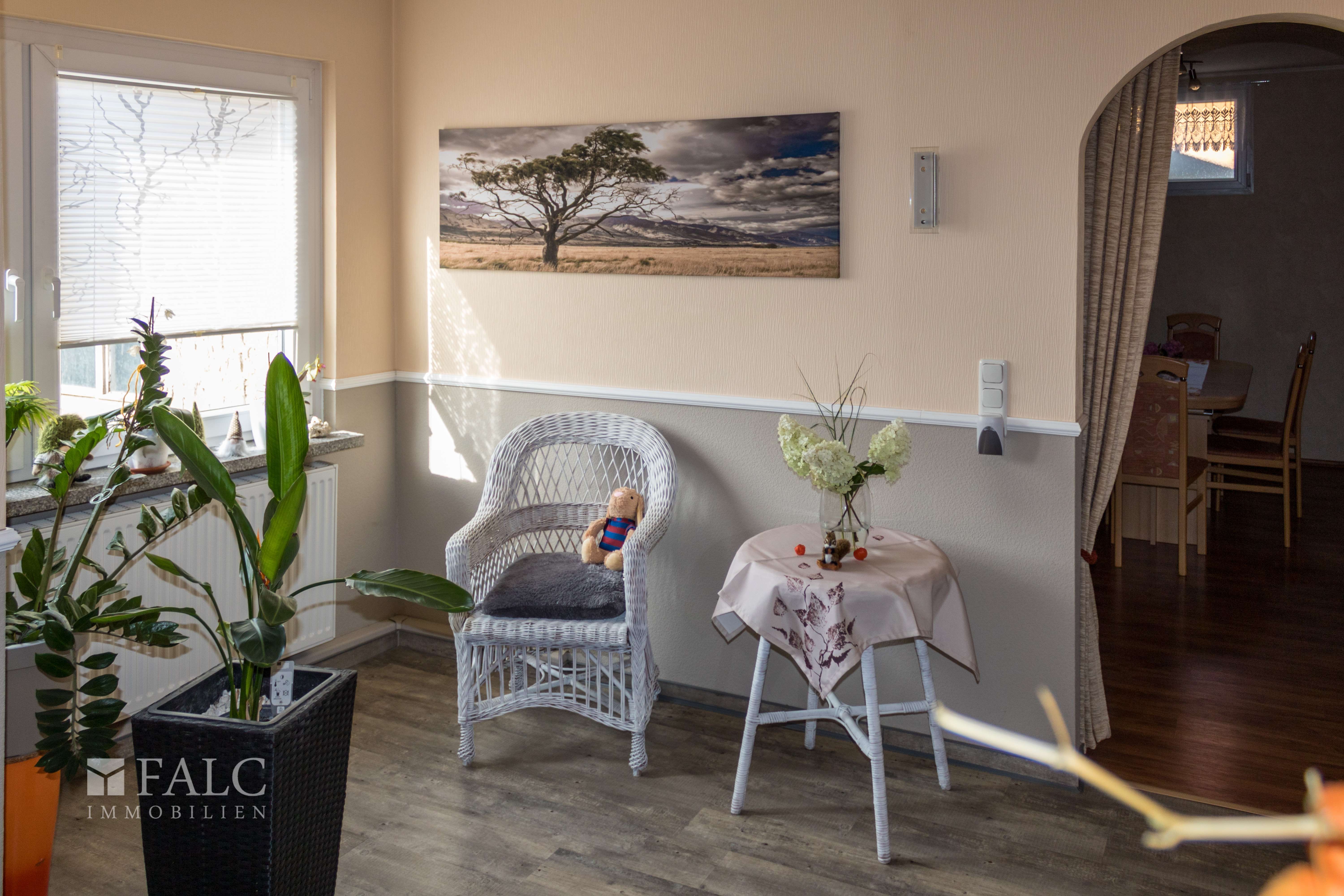 Immobilie in Hermsdorf - Wohnhaus mit Gewerbeeinheit in Hermsdorf - Bild 2