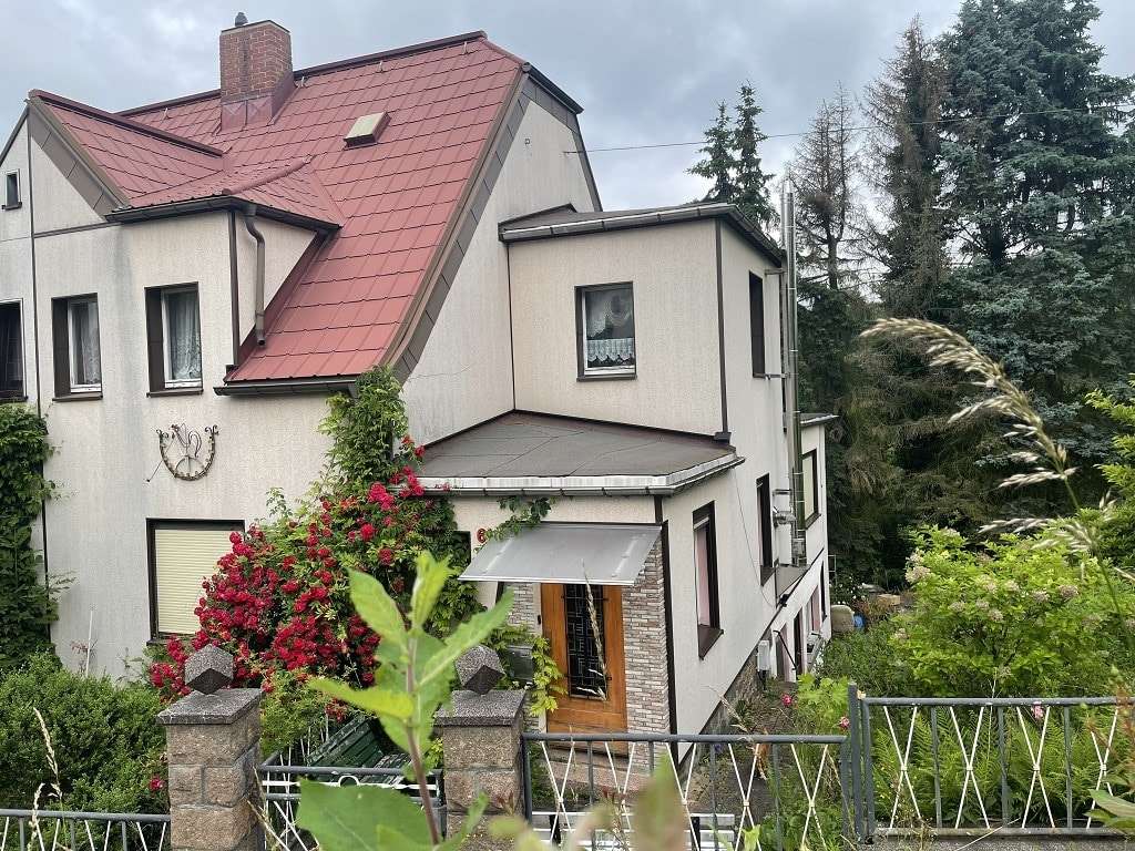 Doppelhaushälfte in ruhiger Lage, Erzgebirgskreis – Bild 1