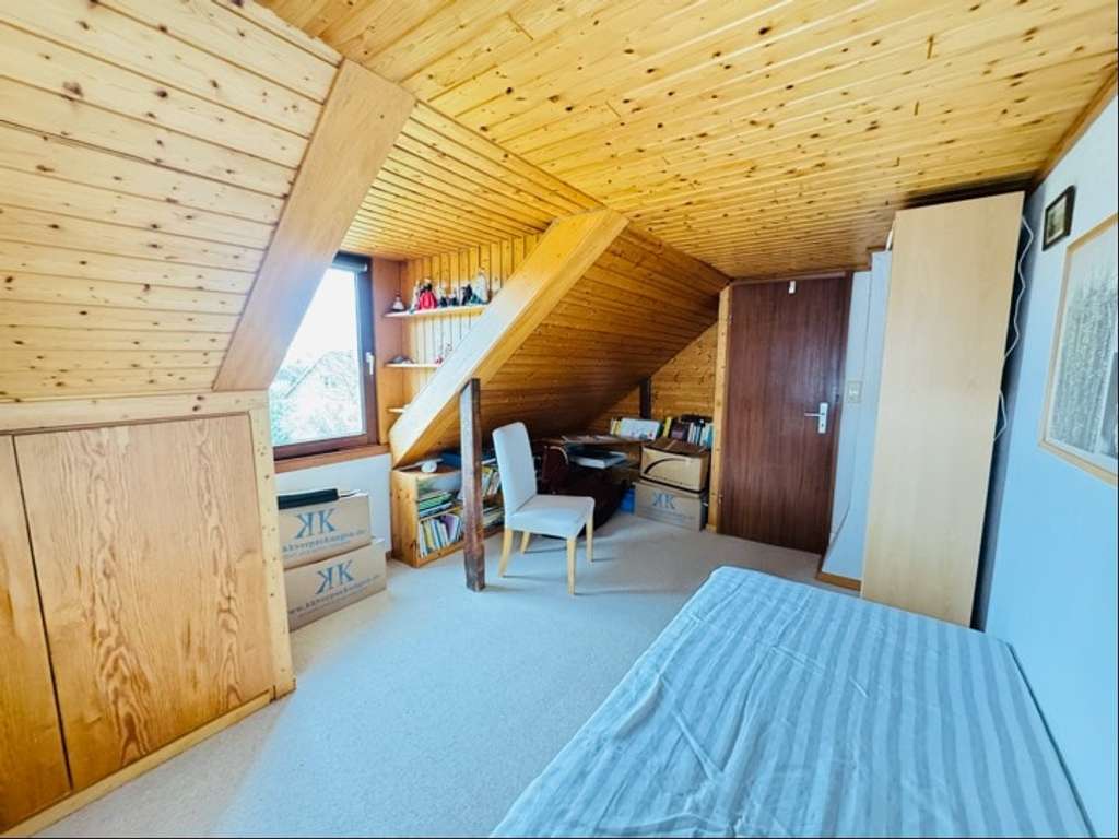 Immobilie in Hohenlockstedt - Gepfl. Familienhaus mit 6 Zimmern + Vollkeller und schönem Grundstück - Bild 4