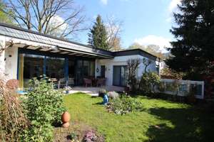 Architektenhaus! Schöner XL Bungalow mit XL Garage + Wintergarten – Die vollständige Adresse der Immobilie erhältst du vom Anbieter., 40699 Erkrath – Vorschaubild 1