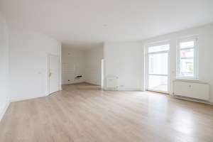 Altbauidylle mit Balkon zum Innenhof – Badewanne, Keller & provisionsfrei in grüner Lage – Handjerystraße 36, 12489 Adlershof, Berlin – Vorschaubild 3