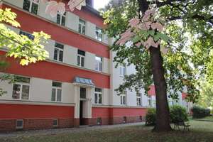 * NACHMIETER zum 01.10.2026 GESUCHT * großer Balkon & tagesbelichtetes Wannenbad * – Schmidt-Rühl-Straße 5 E, 4347 Schönefeld-Abtnaundorf, Leipzig – Vorschaubild 2