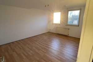 Ansprechende und modernisierte 5-Raum-DG-Wohnung mit EBK in Magdeburg – Schmidtstr. 28d, 29124 Magdeburg – Vorschaubild 5