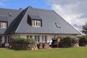 Traumhaftes Architektenlandhaus mit 3 Einheiten, großes Grundstück in Dorfteichlage Wenningstedt