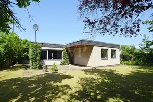 Bungalow im Dornröschenschlaf 
Top-Lage mit Eigentumsgrundstück – Wolfsburg – Vorschaubild 2