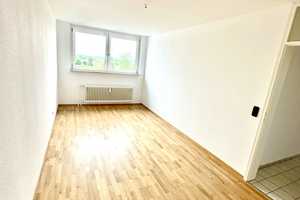 Penthouse-Feeling: 3-Zimmer-Whg im 7. Stock mit Balkon & Alpenblick – Augsburg – Vorschaubild 9