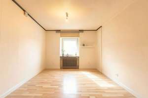 Reihenmittelhaus in zentraler Lage von Trier mit Innenhof, Garten, Terrasse, Balkon und Garage. – Die vollständige Adresse der Immobilie erhältst du vom Anbieter., 54292 Nord, Trier – Vorschaubild 5