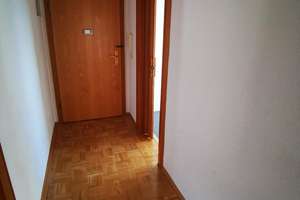Zentrale 3-Zimmer-Wohnung mit Balkon und Garage – Die vollständige Adresse der Immobilie erhältst du vom Anbieter., 89231 Neu-Ulm – Vorschaubild 4