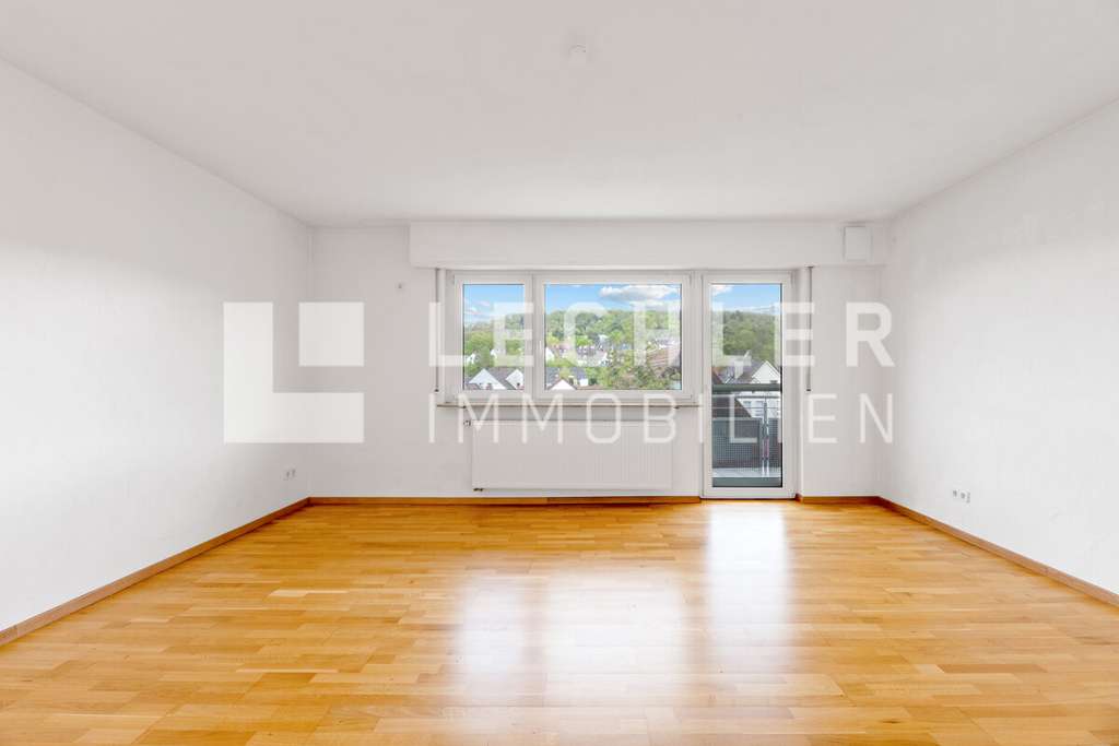 Aussichtsreiche 3-Zimmer-Wohnung mit Südbalkon