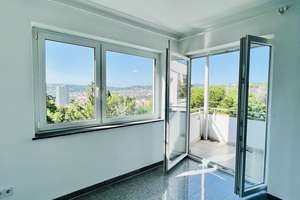 Studenten 1-Zimmer-Wohnung im Dachgeschoss in Stuttgart Nord, Balkon mit herrlicher Aussicht – Ehrenhalde 2, 70192 Lenzhalde, Stuttgart – Vorschaubild 2
