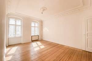 ALTBAULIEBHABER AUFGEPASST! HELLE UND KLASSISCH SCHÖNE ALTBAUWOHNUNG MIT POTENZIAL! PROVISIONSFREI! – Lübecker Straße 29, 10559 Moabit, Berlin – Vorschaubild 2