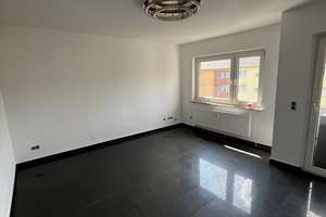 Renovierte 2-Zimmer-Wohnung mit Balkon in Köln – Die vollständige Adresse der Immobilie erhältst du vom Anbieter., 50829 Vogelsang, Köln – Vorschaubild 1