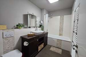 Property thumbnail 19