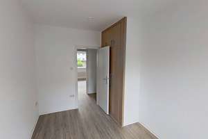 Ihr neues Wohlfühldomizil: Gepflegte 3-Zimmer-Wohnung mit Einbauschränken & Balkon – Lahrkampstraße 17, 33104 Schloß Neuhaus, Paderborn – Vorschaubild 5