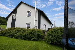 Kapitalanlage oder Mehrgenerationenwohnen – Modernes Doppelhaus in Jüchsen – Die vollständige Adresse der Immobilie erhältst du vom Anbieter., 98631 Grabfeld – Vorschaubild 6