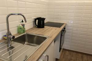 Möblierte zwei Zimmer in Mitte: Helle Wohnung mit Balkon und Aufzug – Die vollständige Adresse der Immobilie erhältst du vom Anbieter., 10178 Mitte (Ortsteil), Berlin – Vorschaubild 8