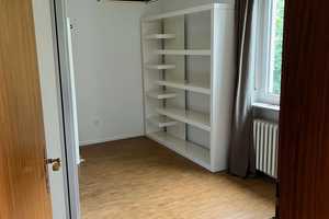Zwei - Parteienhaus im oberen Rosenviertel, sehr ruhig gelegen – Friedrich-Rückert Str. 16, 97688 Bad Kissingen (Kreis) – Vorschaubild 8