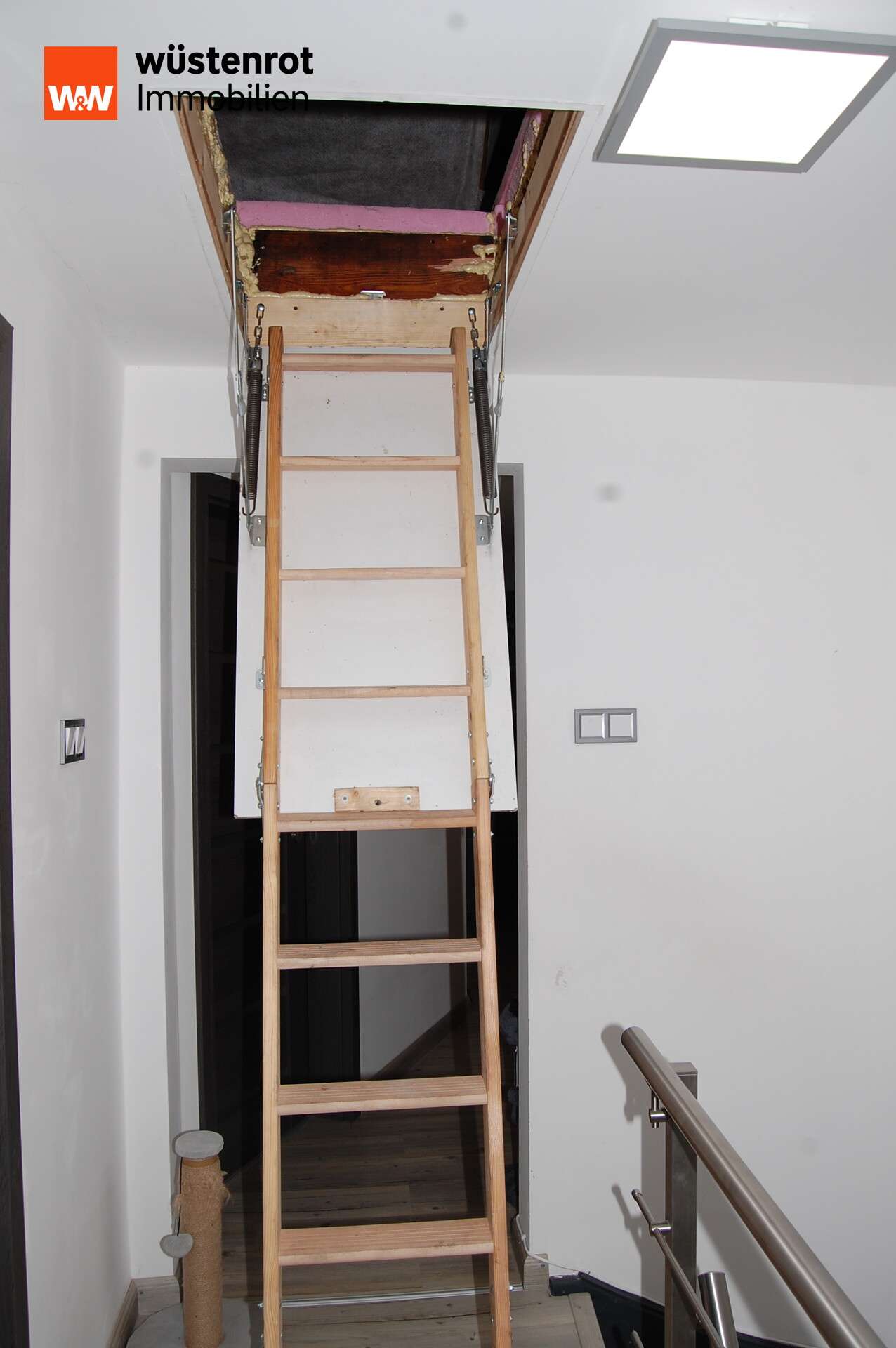 Immobilie in Parkstetten - Wohnen mit Garten: Modernisierte Doppelhaushälfte in Parkstetten - Bild 3