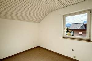 Garmisch-Partenkirchen: Bezauberndes Reihenendhaus mit nettem Garten und viel Potential – Die vollständige Adresse der Immobilie erhältst du vom Anbieter., 82467 Garmisch-Partenkirchen – Vorschaubild 9