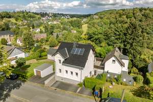 Maisonette-Wohnung im Einfamilienhaus-Charakter - 170 qm Wohntraum mit großer Dachterrasse – Die vollständige Adresse der Immobilie erhältst du vom Anbieter., 58453 Annen, Witten – Vorschaubild 2
