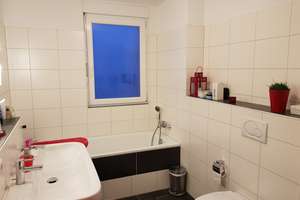 Gepflegtes 5-Zimmer-Reihenhaus mit Einbauküche in Weinheim, Weinheim – Die vollständige Adresse der Immobilie erhältst du vom Anbieter., 69469 Weinheim – Vorschaubild 6