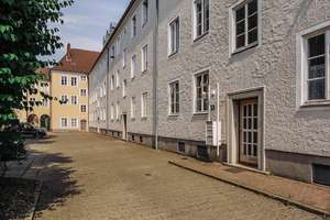 Wohnung mit großer Terrasse in der Stadtmitte // 1.OG. Links – Schillerstr. 45, 38440 Stadtmitte (Ortsteil), Wolfsburg – Vorschaubild 4