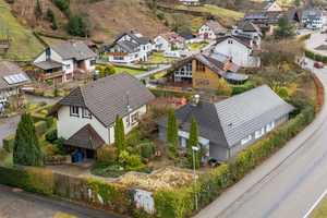 Exkl. Ferienimmobilie in 79263 Simonswald: 2 Traumhäuser in Toplage mit Garten im Schwarzwald – Emmendingen (Kreis) – Vorschaubild 1