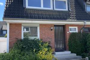 Doppelhaushälfte mit 4 Zimmern, Nähe Barbarossastr., Gartenstadt Vahr