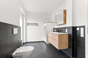Exklusives Penthouse in Oldenburg – Neubau, Dachterrasse, Aufzug & Energieklasse A+ – Die vollständige Adresse der Immobilie erhältst du vom Anbieter., 26125 Ohmstede, Oldenburg (Oldenburg) – Vorschaubild 12
