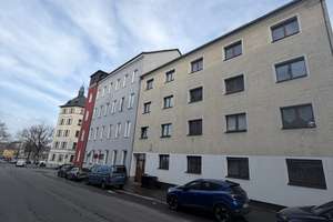 geräumige Mehrzimmer Wohnung