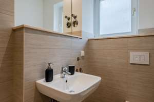 From 01.05 - Bright and Peaceful 3-rooms Apartment with Balcony – Die vollständige Adresse der Immobilie erhältst du vom Anbieter., 10715 Wilmersdorf, Berlin – Vorschaubild 26