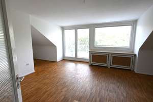 Großzügige 2-Zimmer Wohnung mit Blick ins Grüne – Merowingerstraße 197, 40225 Bilk, Düsseldorf – Vorschaubild 4
