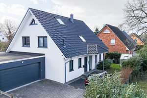 Modernes Einfamilienhaus mit Kapitänsgiebel und großem Garten in ruhiger Sackgassenlage – Die vollständige Adresse der Immobilie erhältst du vom Anbieter., 25451 Quickborn – Vorschaubild 50