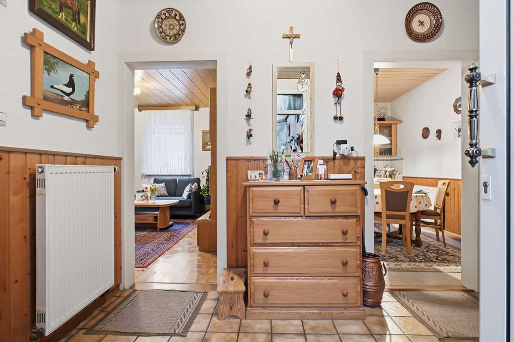 Immobilie in Herxheim - Charmantes Wohnhaus mit ausgebautem Dachgeschoss und Potenzial in Herxheim - Bild 3