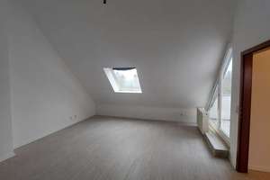 Wohnen mit Charakter: Modernisierte (Anfang 2024) Maisonette Wohnung in Köln Rath-heumAr – Rather Mauspfad 51, 51107 Rath/Heumar, Köln – Vorschaubild 11