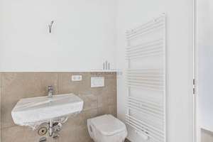 Neuwertige 2-Zimmer-Wohnung mit TG-Einzelstellplatz sucht neuen Mieter! – Die vollständige Adresse der Immobilie erhältst du vom Anbieter., 81476 Forstenried, München – Vorschaubild 3