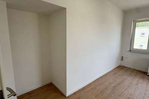 Gut aufgeteilt! 4 Zimmer und Balkon – Die vollständige Adresse der Immobilie erhältst du vom Anbieter., 45127 Ostviertel, Essen – Vorschaubild 4